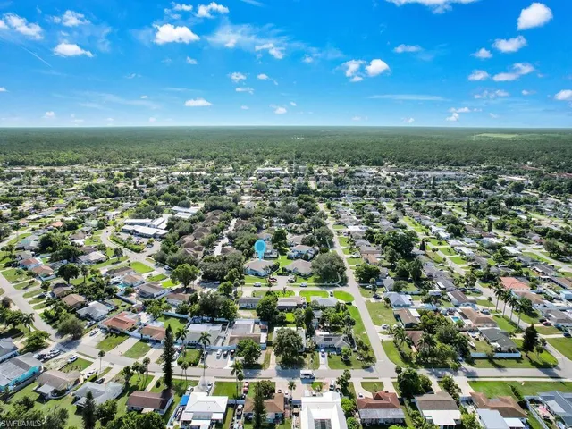 $229,999 | 2160 43rd Terrace Southwest, Unit 49, Naples, FL 34116