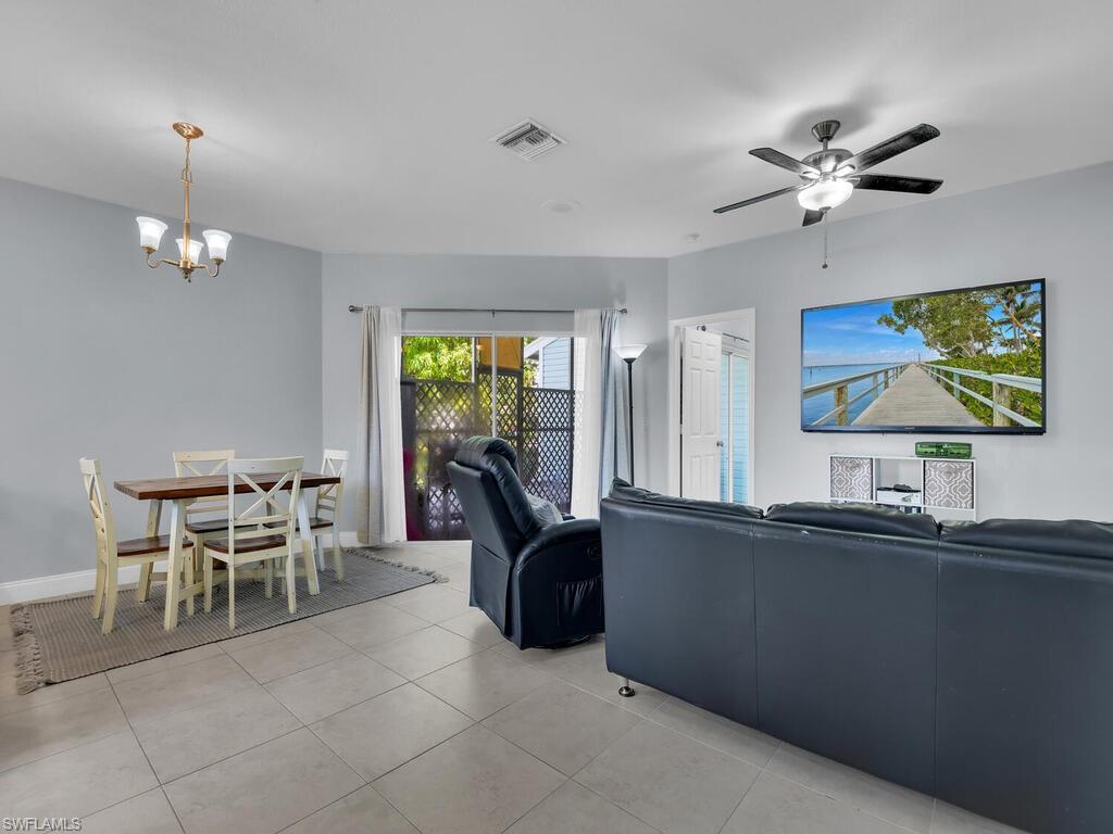 2160 43rd Terrace Southwest, Unit 49 Naples, FL 34116 - Photo 4 of 22 Comfortable Layout