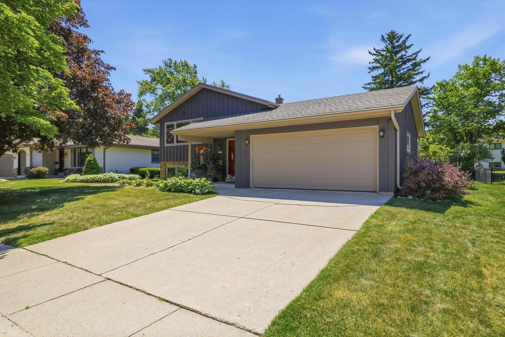 6085 Trail Ridge Drive Greendale, WI 53129 - Photo 2 of 34 Exterior Front