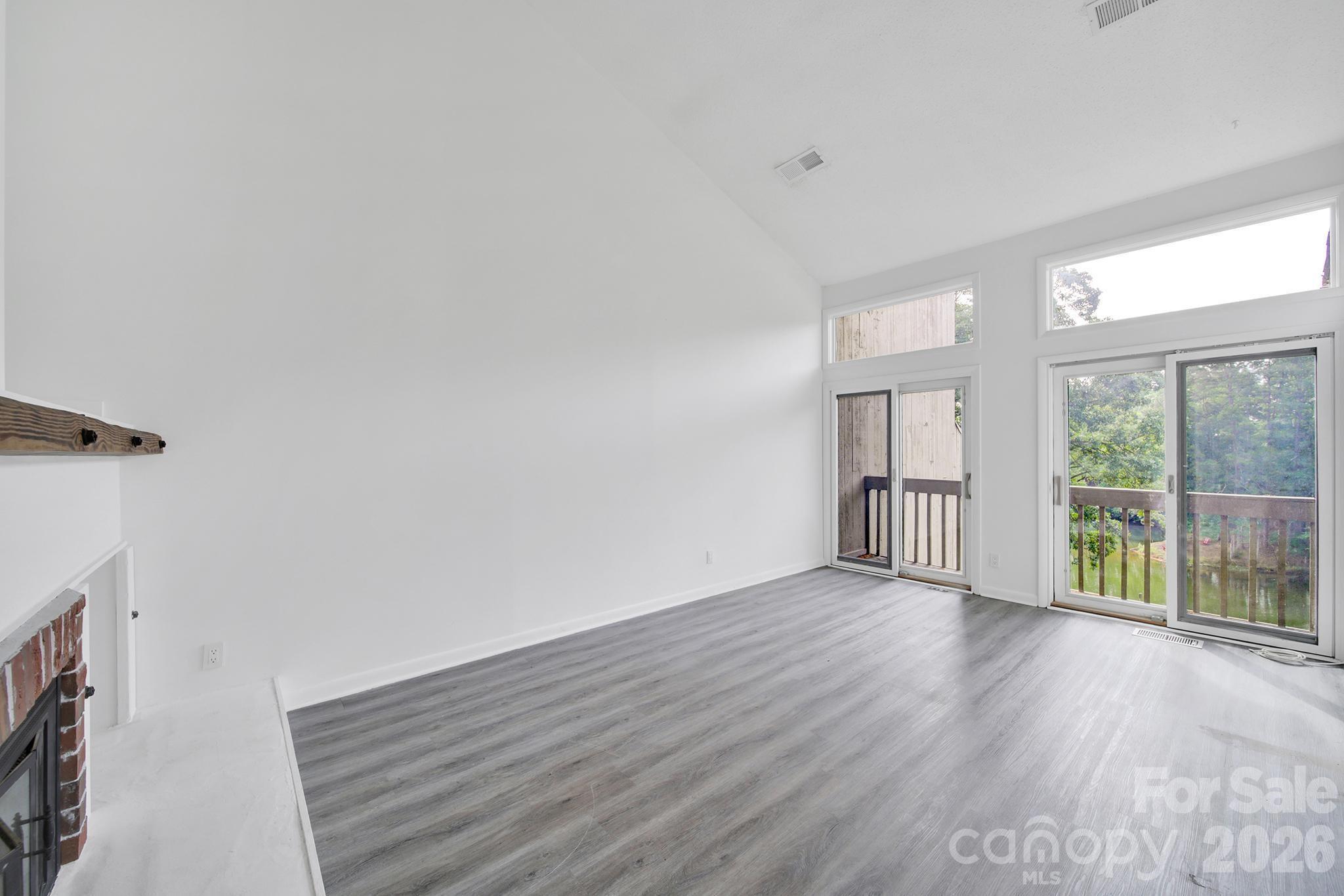 58 Ridgeport Road Clover, SC 29710 - Photo 5 of 32