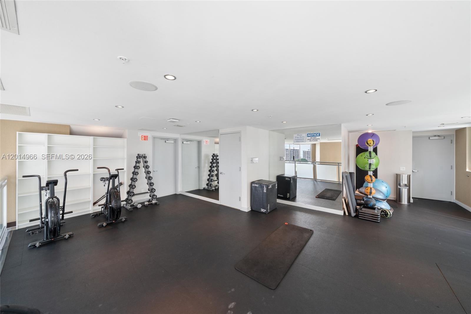 60 Southwest 13th Street, Unit 4008 Miami, FL 33130 - Photo 29 of 38