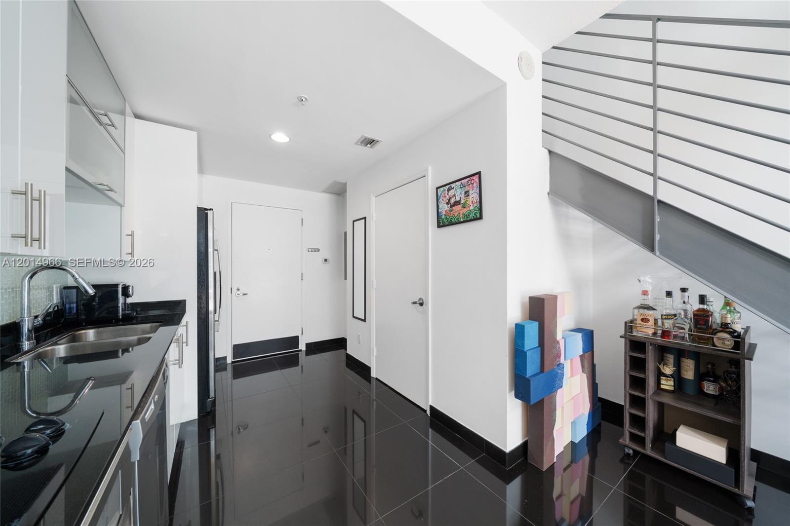 60 Southwest 13th Street, Unit 4008 Miami, FL 33130 - Photo 5 of 38
