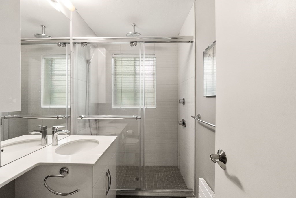114 Evans Road, Unit 6 Boston, MA 02445 - Photo 5 of 14