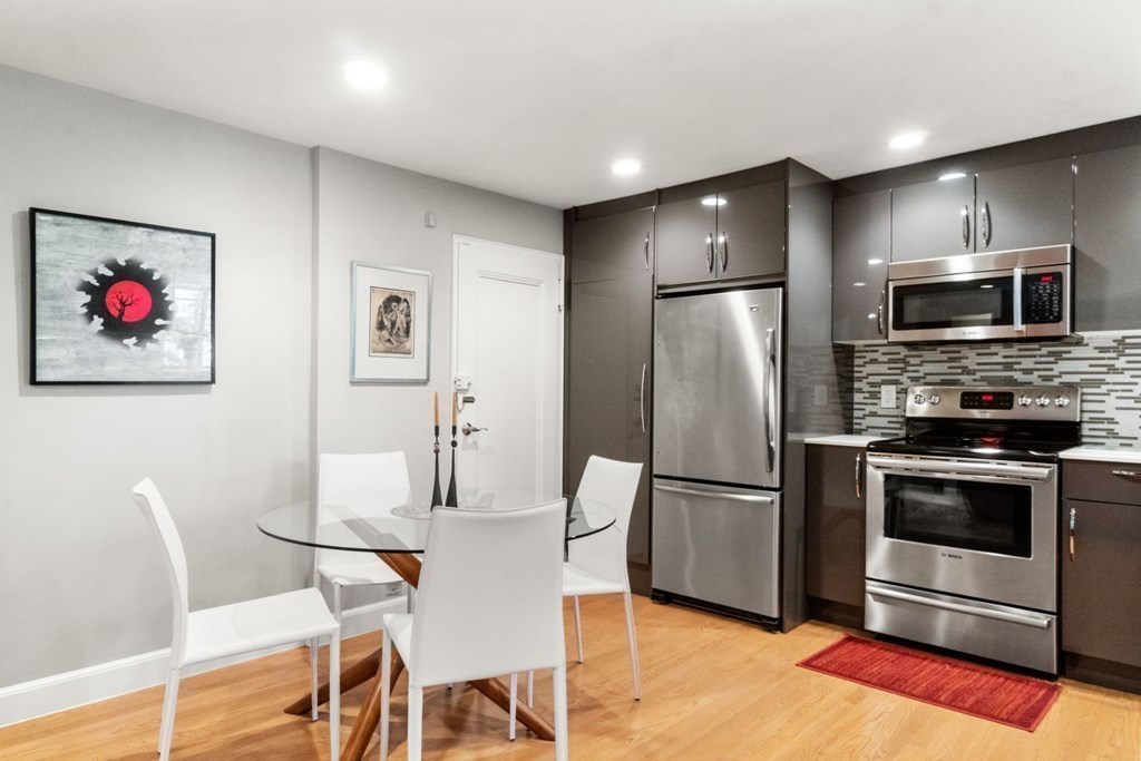 114 Evans Road, Unit 6 Boston, MA 02445 - Photo 9 of 14