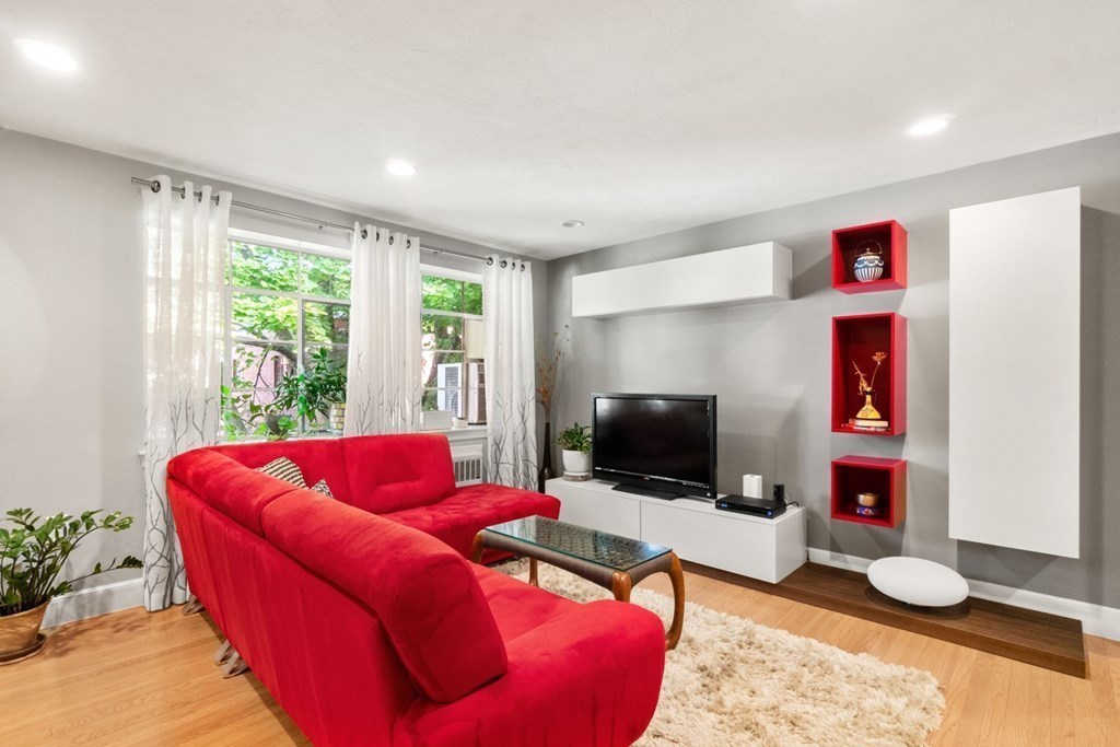 114 Evans Road, Unit 6 Boston, MA 02445 - Photo 10 of 14