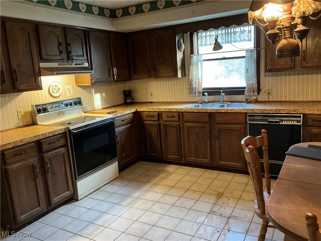 12120 New London Eastern Road Homerville, OH 44235 - Photo 2 of 9 Gallery Image 2