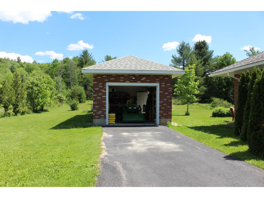 429 Cambridge Road Westford, VT 05494 - Photo 20 of 34 Gallery Image 20