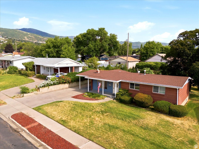 272 East 1400th Street North Bountiful, UT 84010 - Photo 1 of 38 Aerial view of the front. It really is that cute and even a bit patriotic.