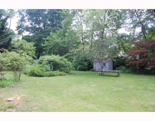 52 Sowams Road Barrington, RI 02806 - Photo 9 of 9 Yard/Garden.