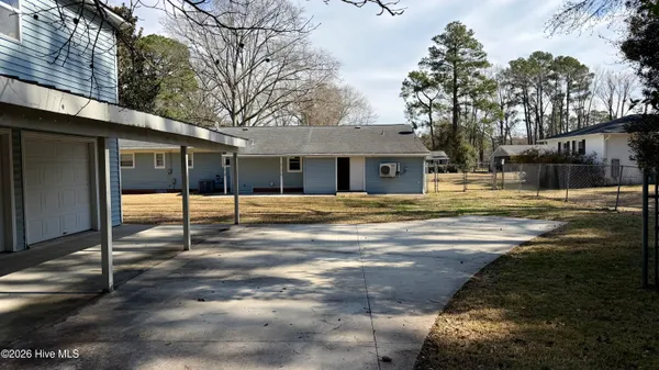 $315,000 | 1113 Cherry Tree Drive, New Bern, NC 28562