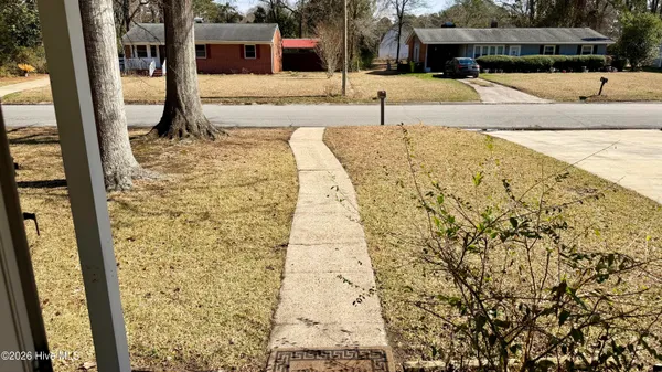 $315,000 | 1113 Cherry Tree Drive, New Bern, NC 28562