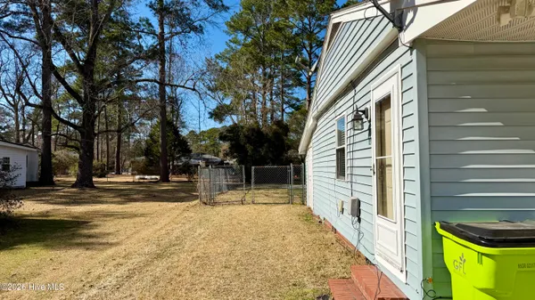 $315,000 | 1113 Cherry Tree Drive, New Bern, NC 28562