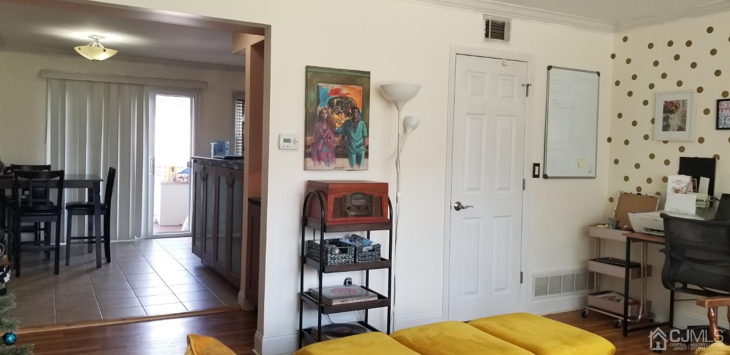 192 Evergreen Road, Unit 7A Edison, NJ 08837 - Photo 18 of 23 Gallery Image 18