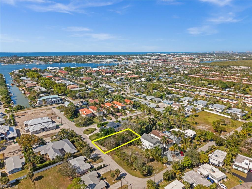 Carlton Avenue Naples, FL 34112 - Photo 5 of 12