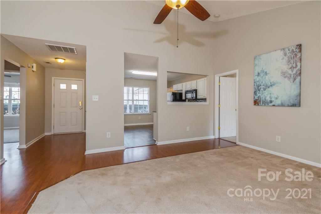 10553 Gold Pan Road Charlotte, NC 28215 - Photo 12 of 36 Gallery Image 12
