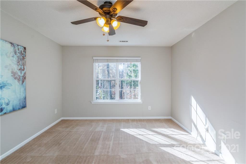 10553 Gold Pan Road Charlotte, NC 28215 - Photo 13 of 36 Gallery Image 13