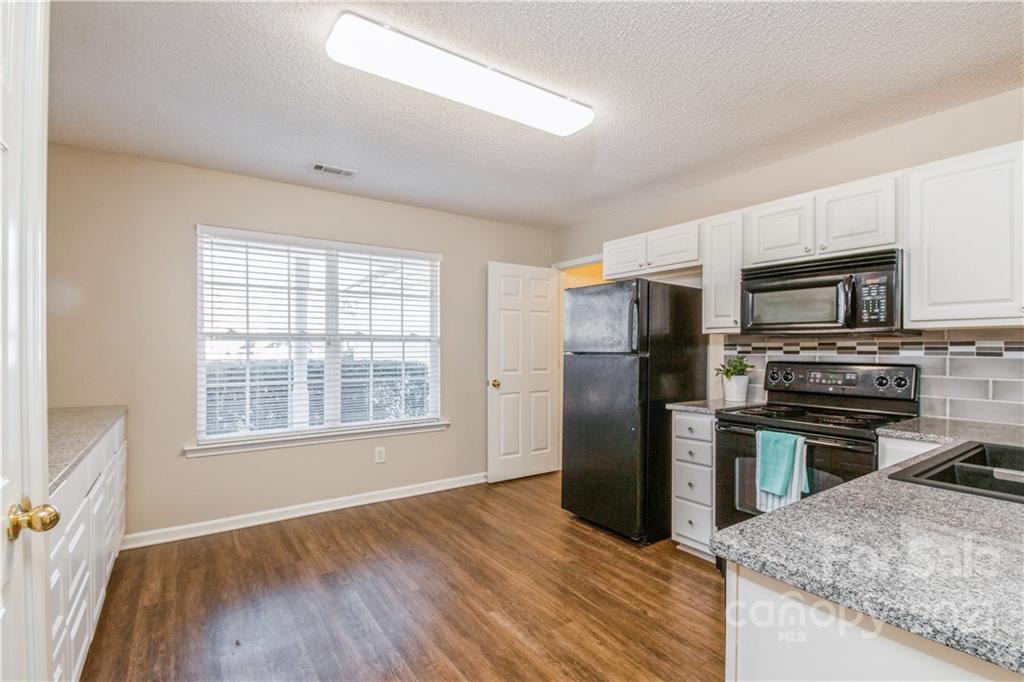 10553 Gold Pan Road Charlotte, NC 28215 - Photo 27 of 36 Gallery Image 27