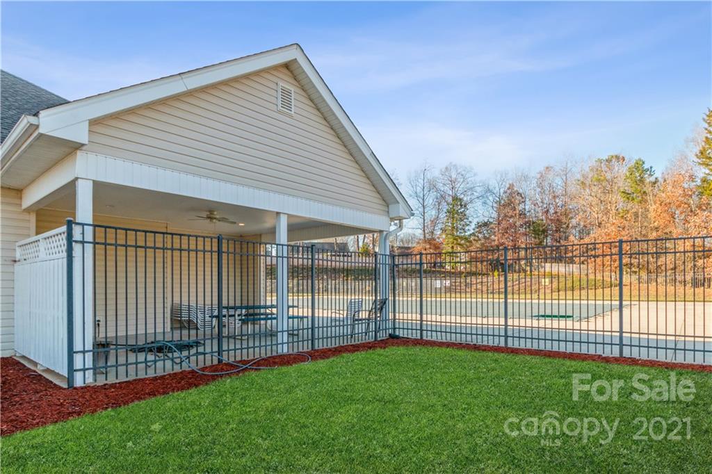 10553 Gold Pan Road Charlotte, NC 28215 - Photo 33 of 36 Gallery Image 33