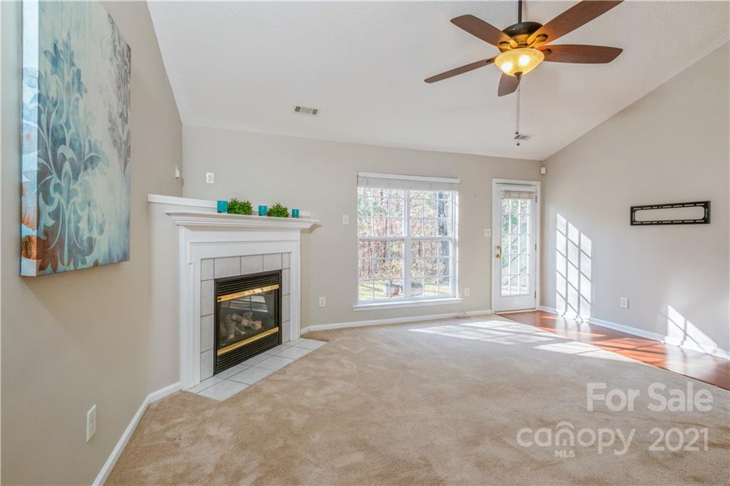 10553 Gold Pan Road Charlotte, NC 28215 - Photo 7 of 36 Gallery Image 7