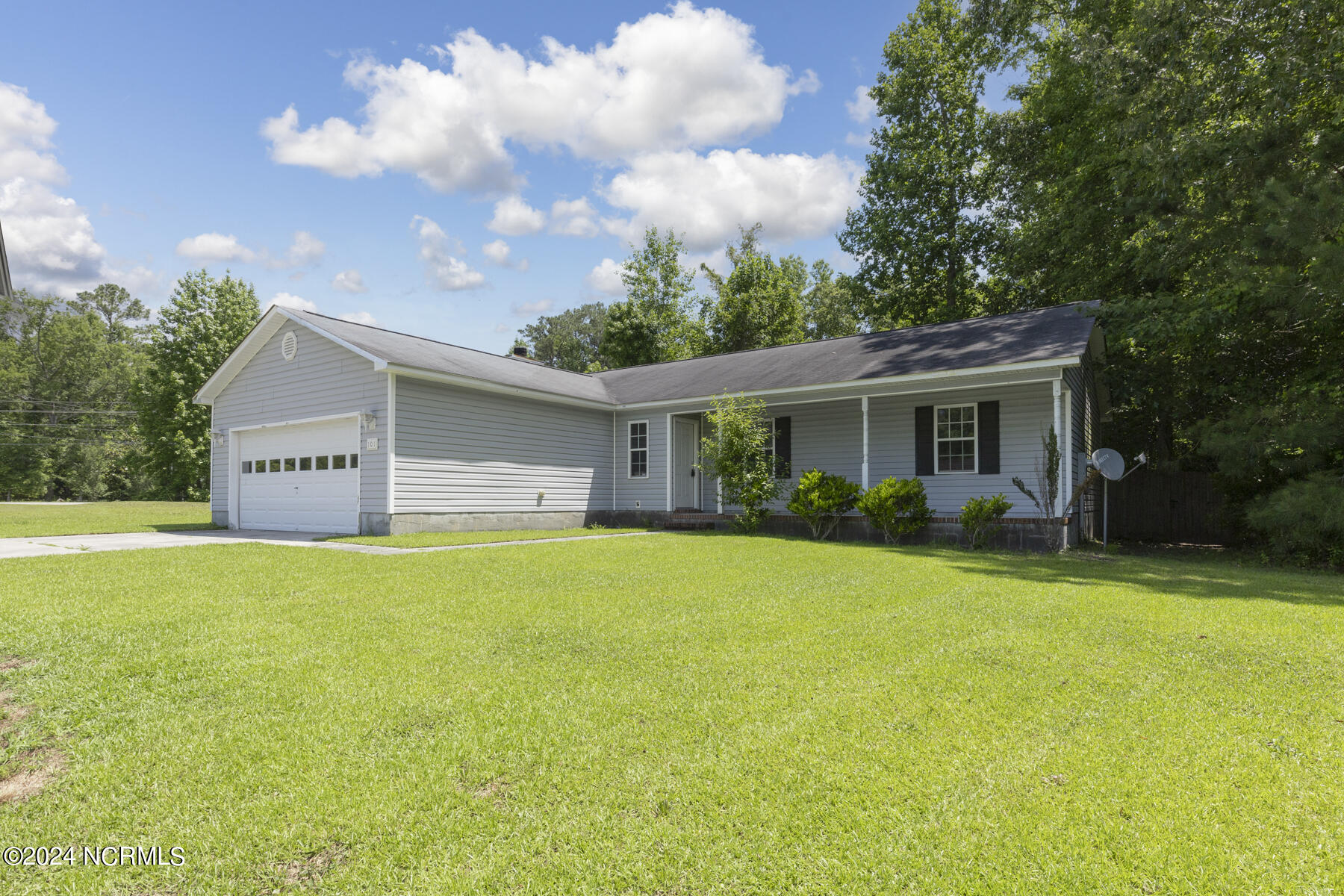 101 Poplar Ridge Road Jacksonville, NC 28546 - Photo 3 of 25 poplar-3