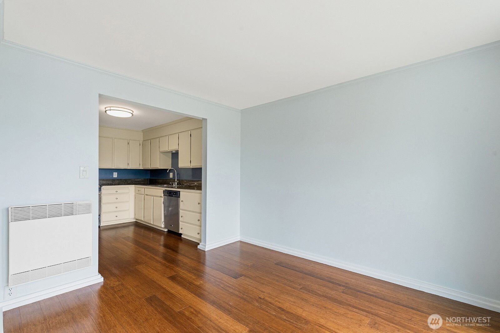 3717 Beach Drive Southwest, Unit 113 Seattle, WA 98116 - Photo 13 of 38