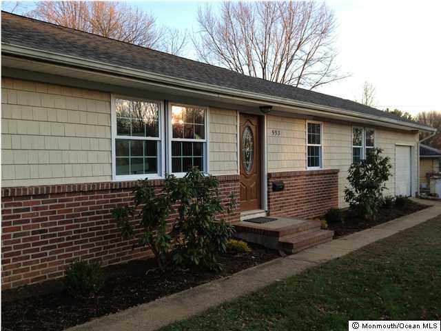 593 E Road Middletown, NJ 07748 - Photo 1 of 3 Primary Photo