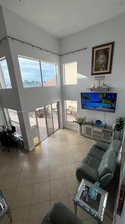 $5,900 | 1590 Seagrape Way, Hollywood, FL 33019