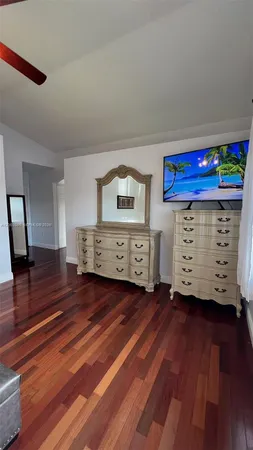 $5,900 | 1590 Seagrape Way, Hollywood, FL 33019