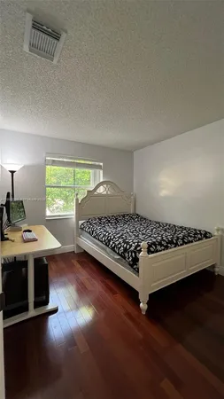 $5,900 | 1590 Seagrape Way, Hollywood, FL 33019