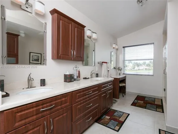 $5,900 | 1590 Seagrape Way, Hollywood, FL 33019