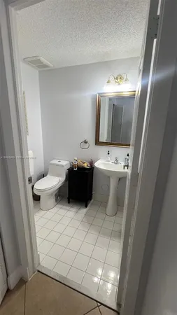 $5,900 | 1590 Seagrape Way, Hollywood, FL 33019