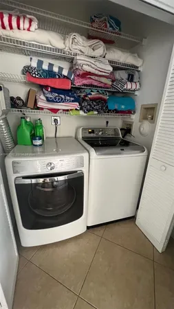 $5,900 | 1590 Seagrape Way, Hollywood, FL 33019