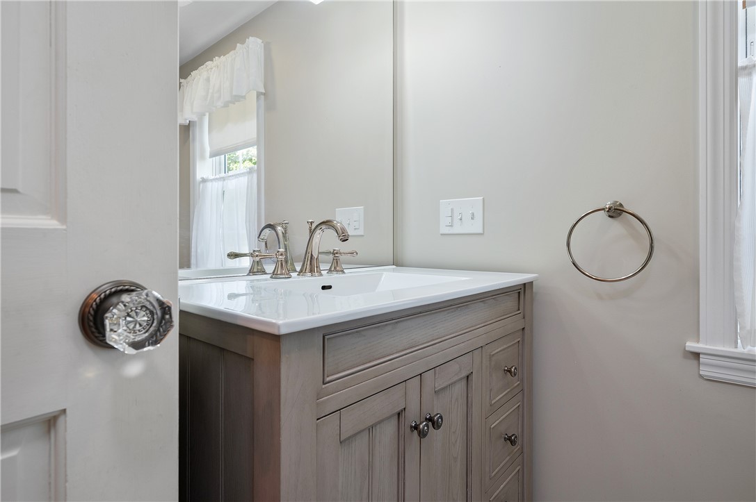 85 Puritan Drive Warwick, RI 02888 - Photo 30 of 42