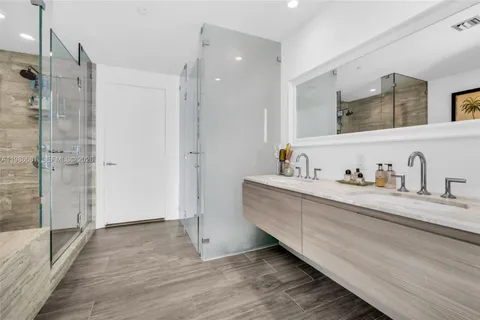 $595,000 | 2900 Northeast 7th Avenue, Unit 1408, Miami, FL 33137