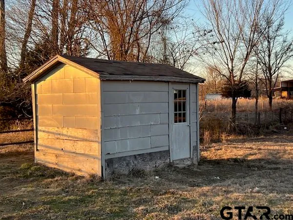 a view of a terrace with sitting area