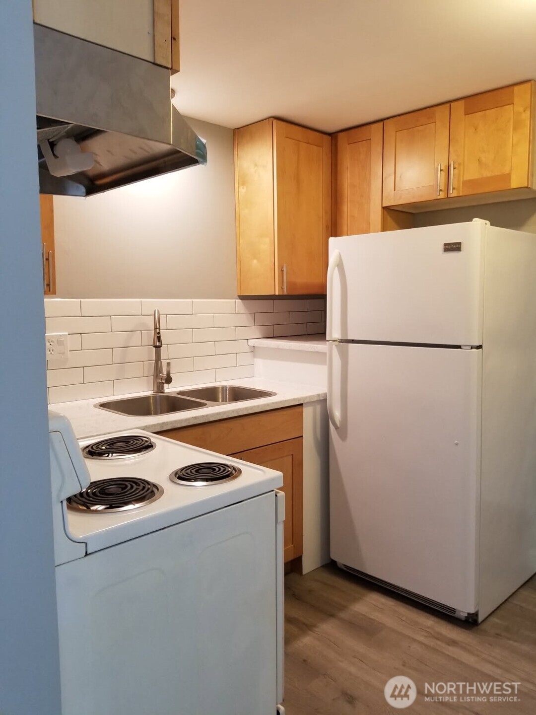 838 Harrington Avenue Northeast Renton, WA 98056 - Photo 30 of 38
