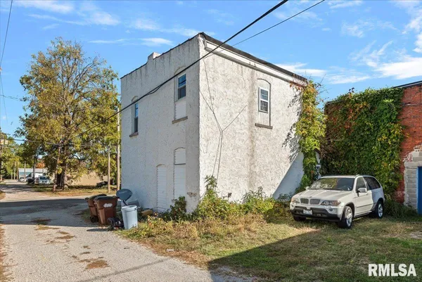 $49,900 | 511 West Madison Street, Auburn, IL 62615