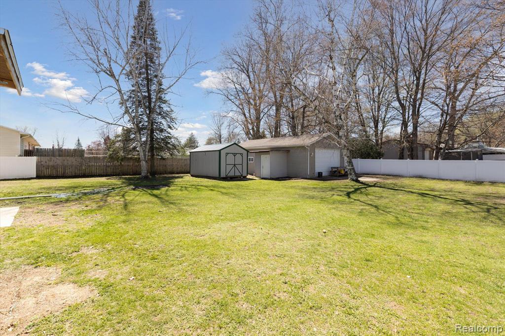 13329 North Bray Road Clio, MI 48420 - Photo 24 of 32 Gallery Image 24