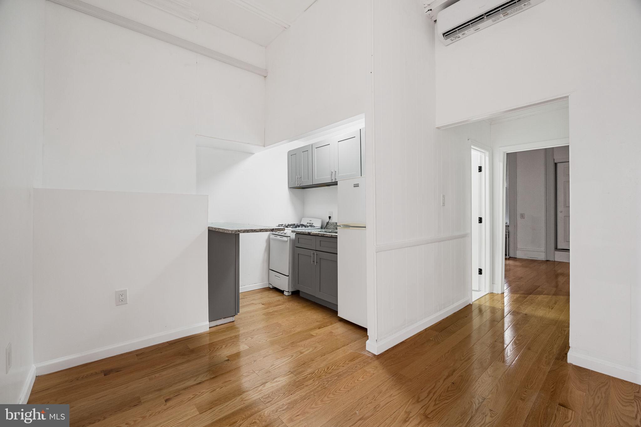 1225 Spruce Street, Unit 1F Philadelphia, PA 19107 - Photo 5 of 21