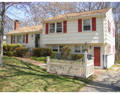 25 Dean Road Stoughton, MA 02072 - Photo 1 of 12 Gallery Image 1
