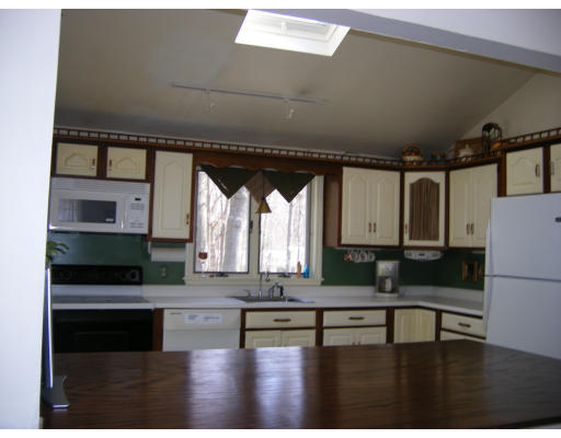 25 Dean Road Stoughton, MA 02072 - Photo 4 of 12 Gallery Image 4