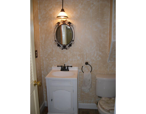 25 Dean Road Stoughton, MA 02072 - Photo 10 of 12 Gallery Image 10