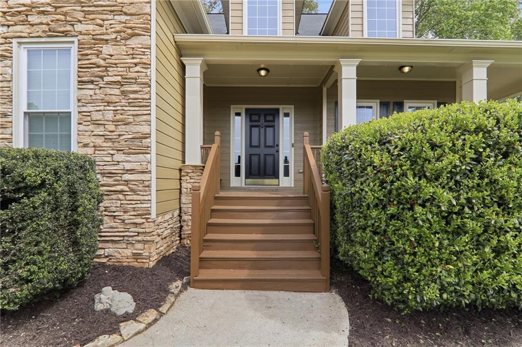 23 Crestview Terrace Dallas, GA 30157 - Photo 4 of 36 front view of a house