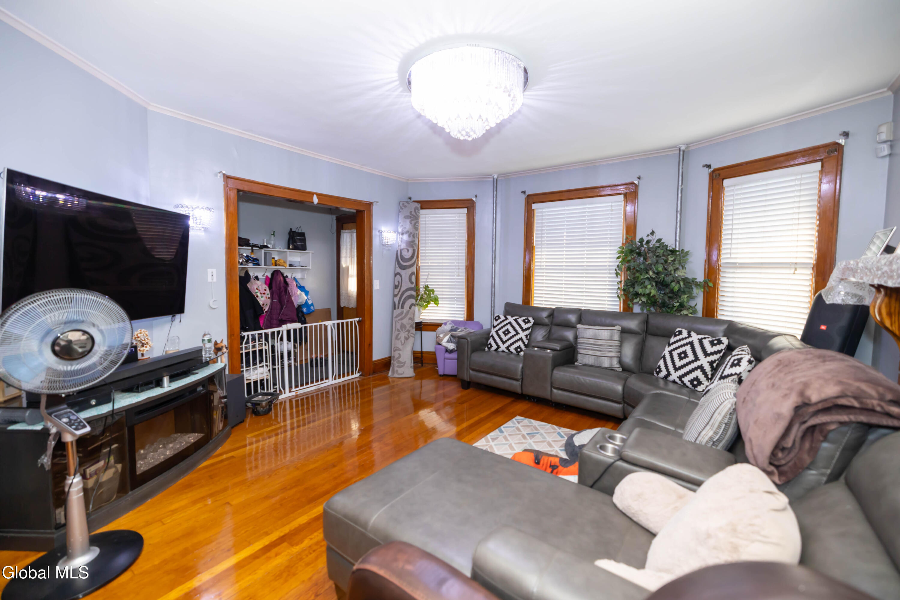1719 Eastern Parkway Schenectady, NY 12309 - Photo 16 of 82 0S4A1361