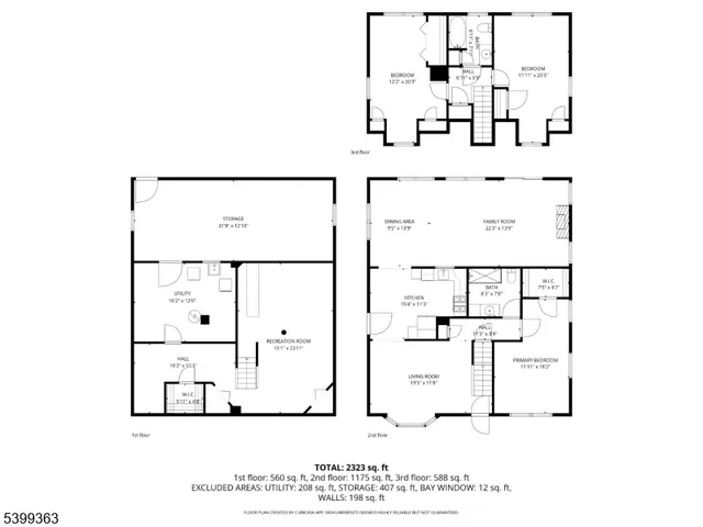 a picture of a very nice looking living room