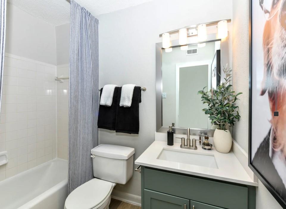 2383 Akers Mill Road Southeast, Unit D10 Atlanta, GA 30339 - Photo 13 of 30