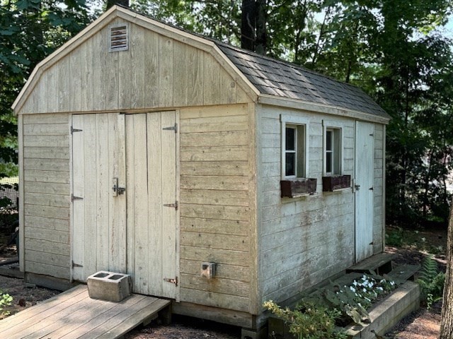 30 Edward Road Townsend, MA 01469 - Photo 35 of 42 a backyard of a house with outdoor seating