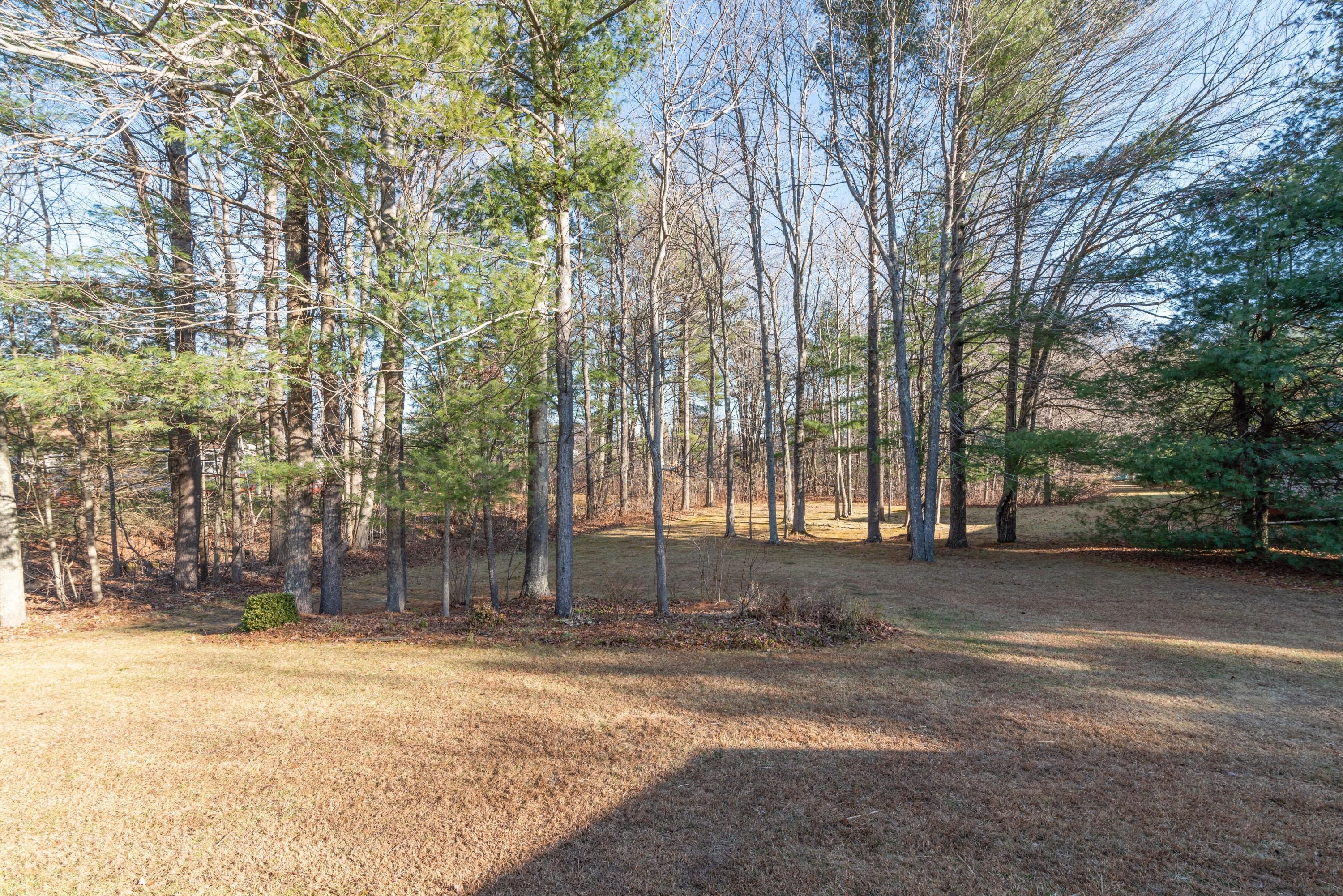 48 Garfield Street, Unit 13 Saco, ME 04072 - Photo 4 of 26 04_48GarfieldStreet_13_2004_HiRes