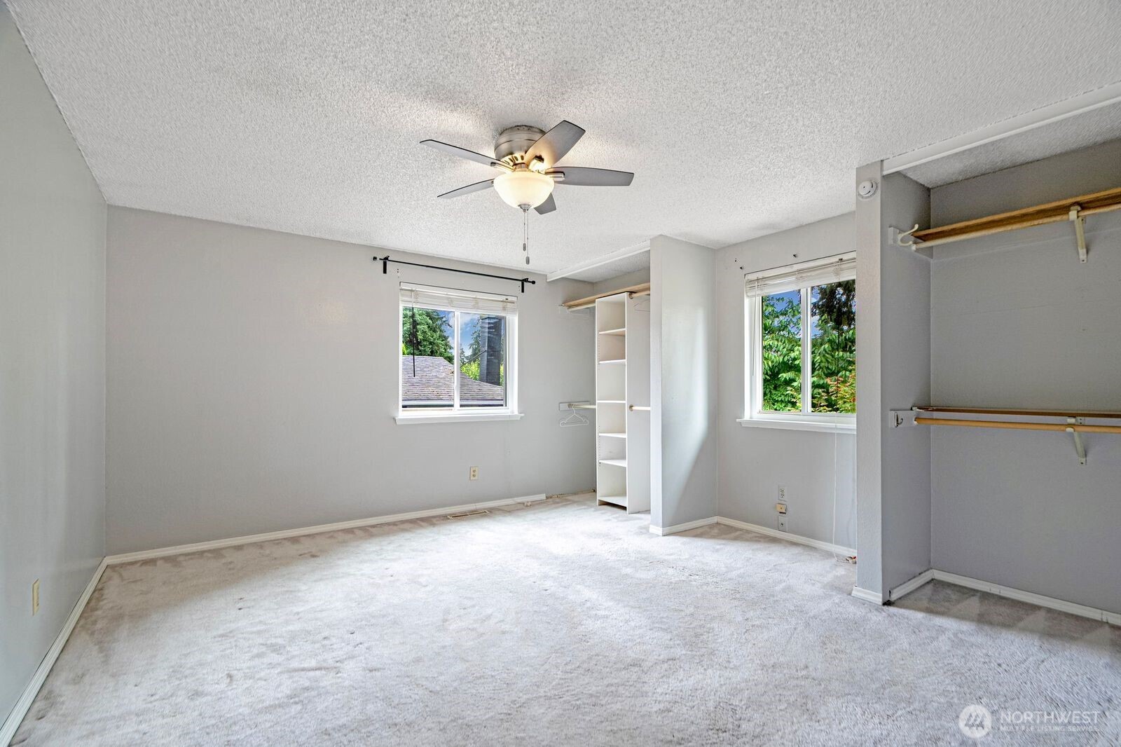 1102 156th Street East Tacoma, WA 98445 - Photo 14 of 20 a view of an empty room with a window