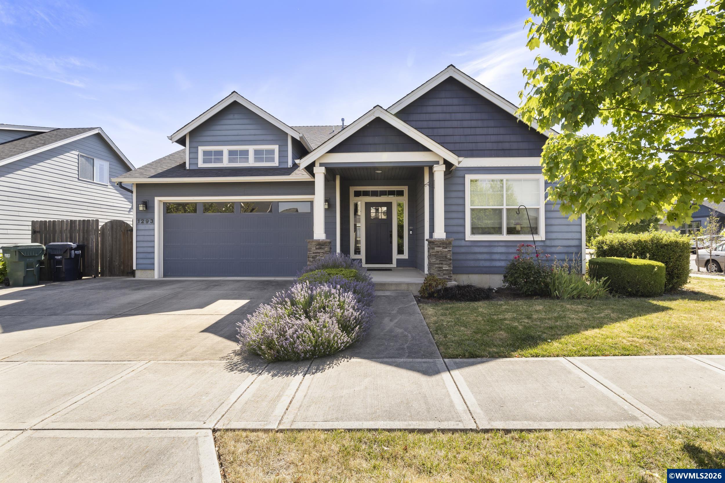 1293 South 9th Street Independence, OR 97351 - Photo 2 of 33